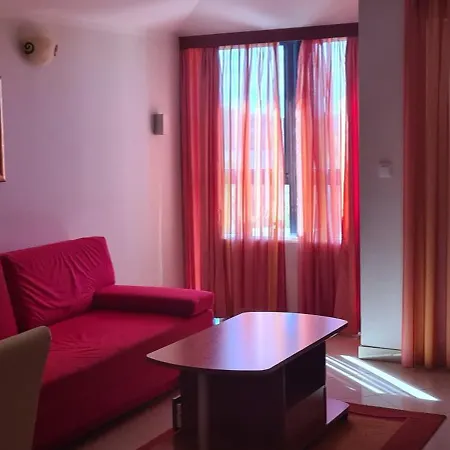 Astoria Aparthotel
